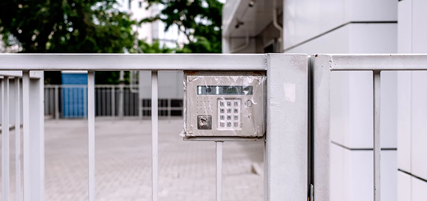 Gate Locks For Metal Gates in Oildale, California