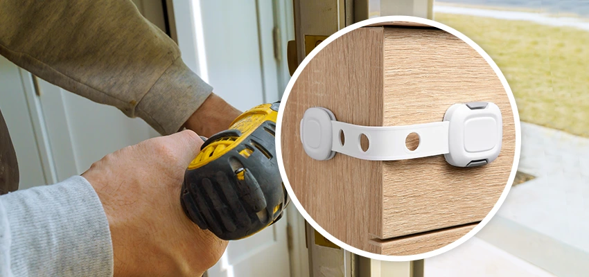 Childproof Sliding Door Locks in Oildale, CA